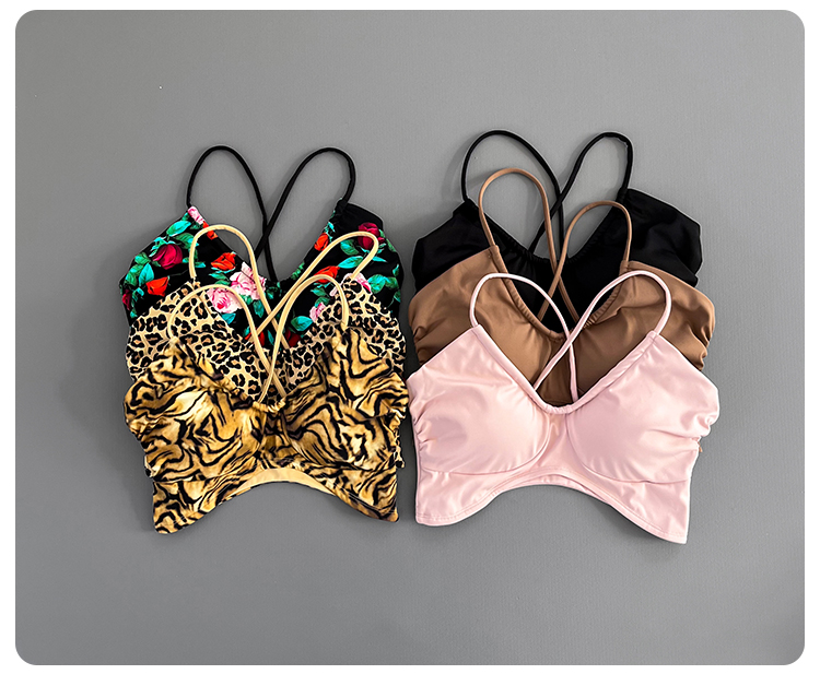 Sports Bra Racerback - Bra Olahraga Wanita dengan Bantalan, Tali